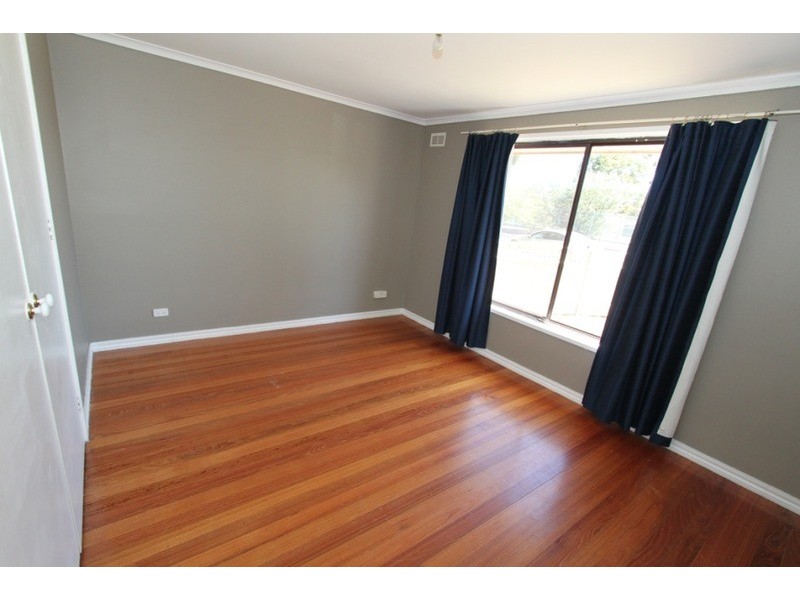 35 Morshead Street, Melton South VIC 3338