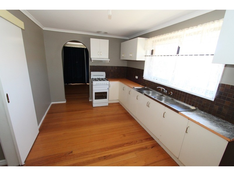 35 Morshead Street, Melton South VIC 3338