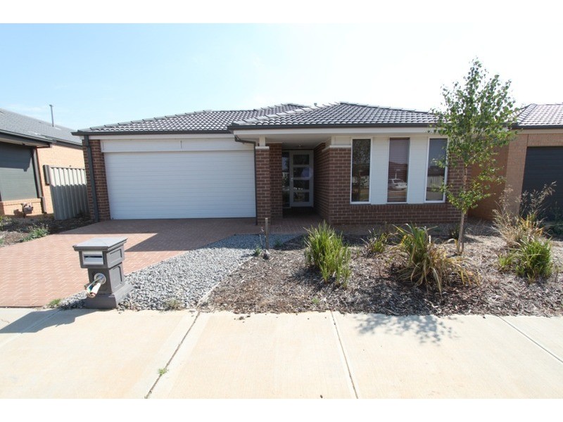 13 Red Fox Boulevard, Brookfield VIC 3338