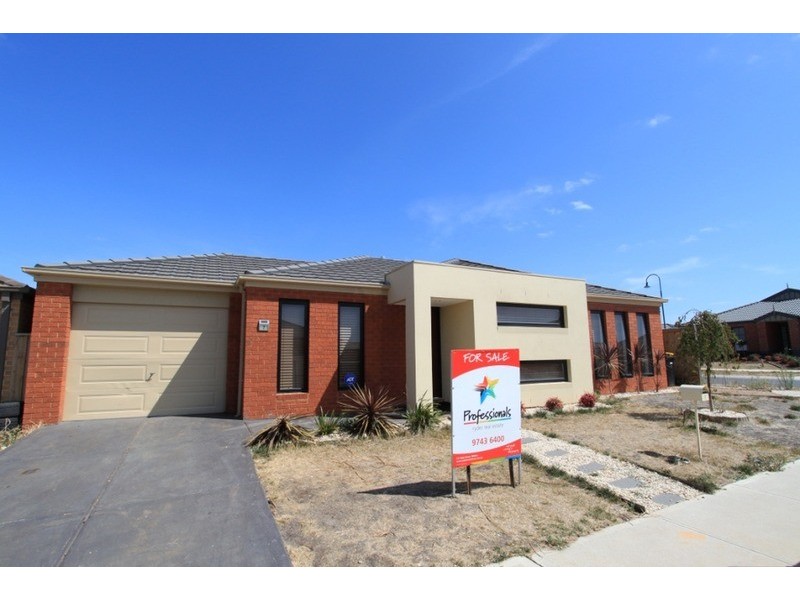 7 Birch Lane, Melton West VIC 3337