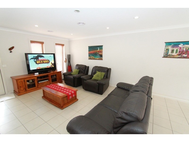 7 Birch Lane, Melton West VIC 3337