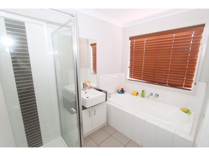 7 Birch Lane, Melton West VIC 3337