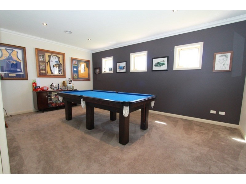 81 Featherhead Way, Melton West VIC 3337