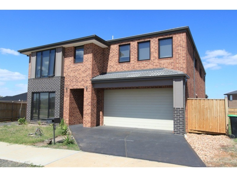 2 Gautam  Grove, Melton West VIC 3337