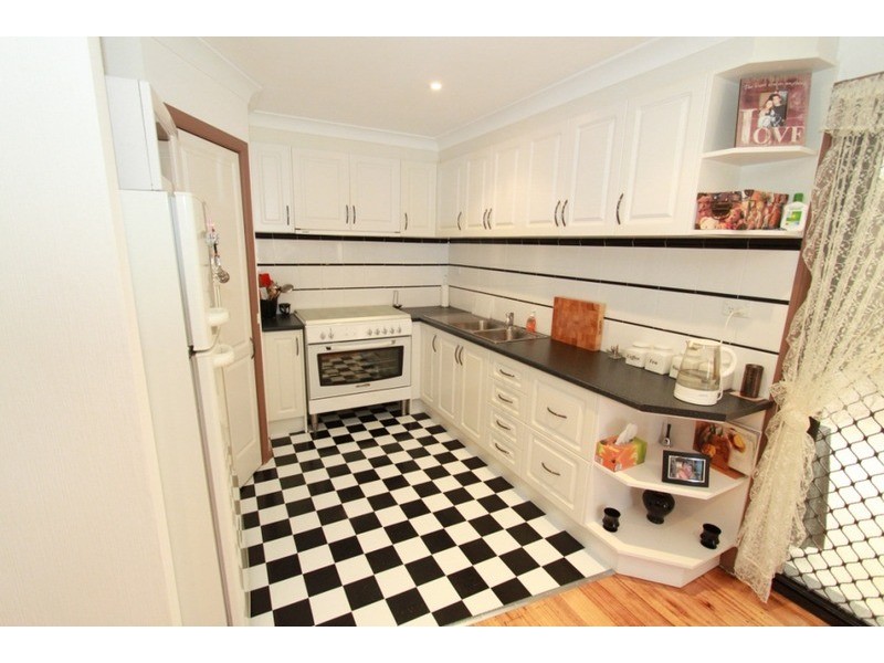 34 Norma Street, Melton VIC 3337