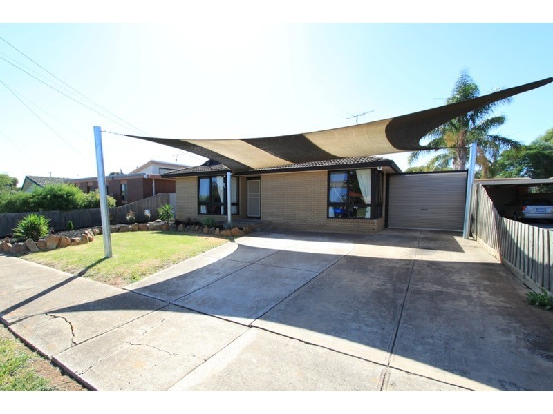 34 Norma Street, Melton VIC 3337