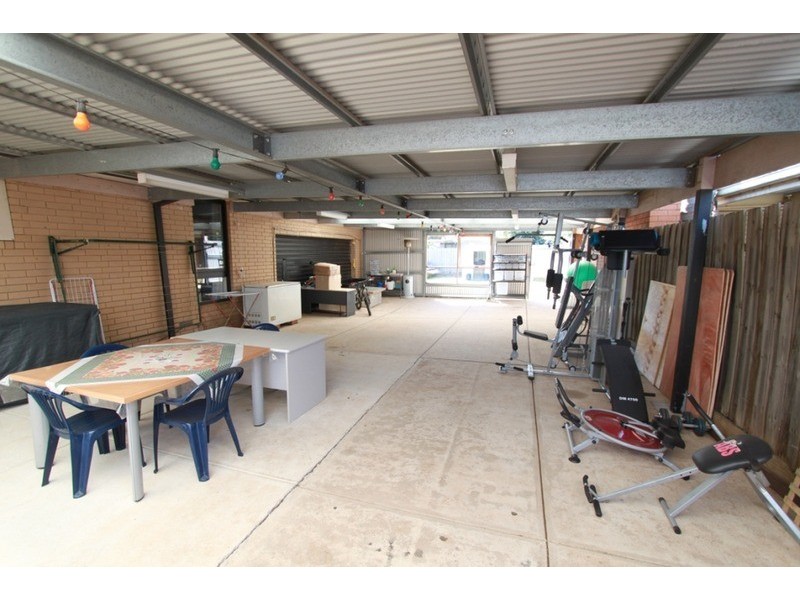 34 Norma Street, Melton VIC 3337