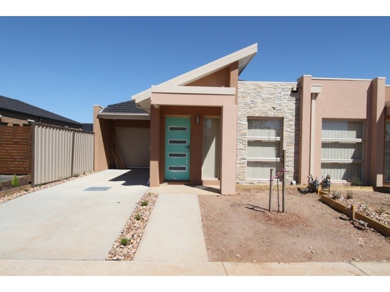 1/31 Faircroft Drive, Brookfield VIC 3338