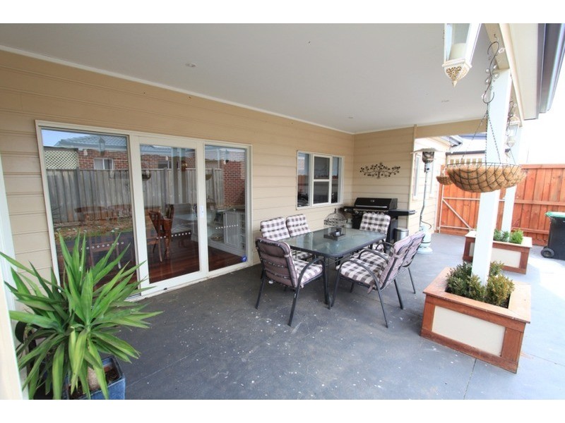 59 Long Tree Drive, Melton West VIC 3337