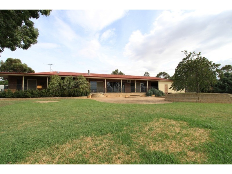 30 Arandt Road, Exford VIC 3338