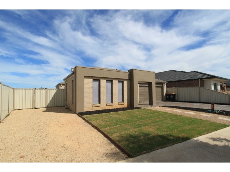 20 Riverina Boulevard, Brookfield VIC 3338