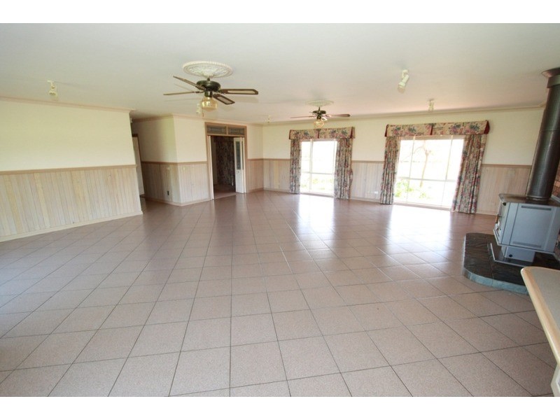 1037 Plumpton Road, Plumpton VIC 3335