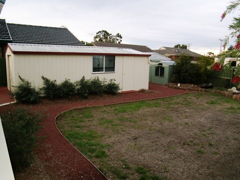 72 Station Road, Melton South VIC 3338