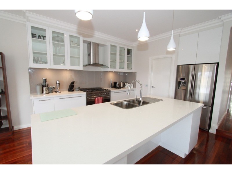 19 Benalla  Avenue, Eynesbury VIC 3338