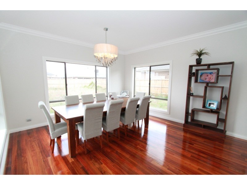 19 Benalla  Avenue, Eynesbury VIC 3338