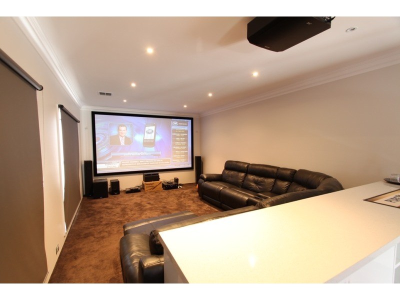 19 Benalla  Avenue, Eynesbury VIC 3338