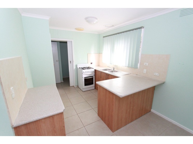 21 Sandra Street, Melton VIC 3337