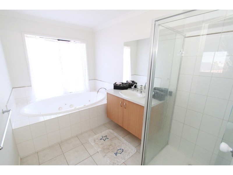 49 Carlyon  Close, Melton West VIC 3337