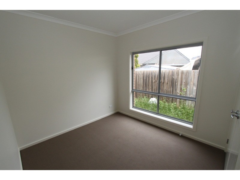 3/7 Fishburn Grove, Melton West VIC 3337