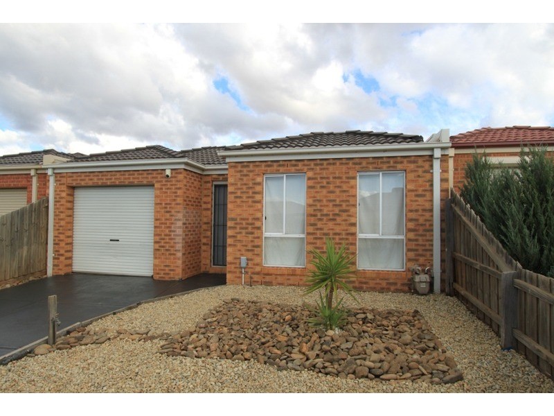 11 Caitlyn  Drive, Melton West VIC 3337