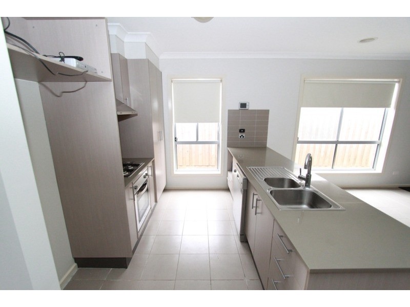 7 Boulderwood Court, Kurunjang VIC 3337