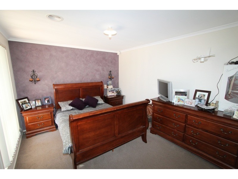 21 Kingston Rule Street, Melton VIC 3337