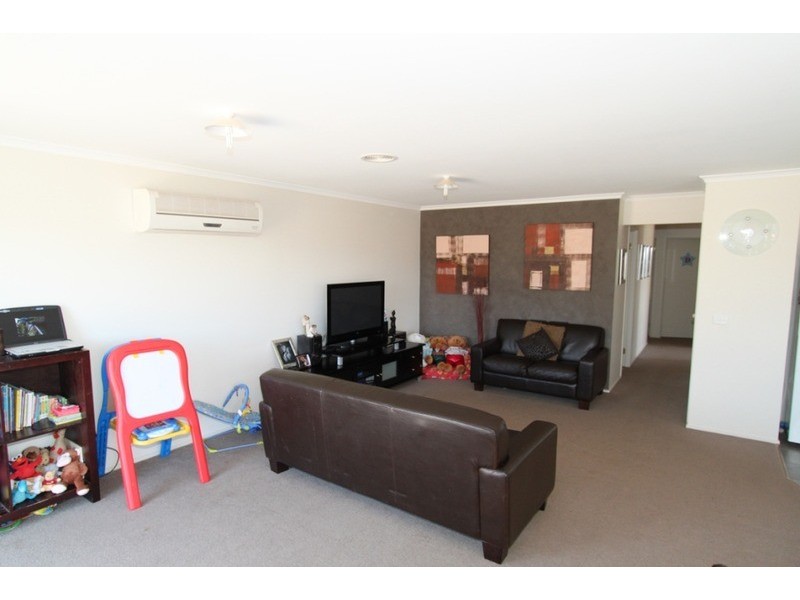21 Kingston Rule Street, Melton VIC 3337