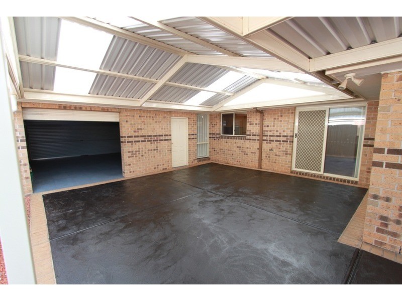 51 Rainlover Drive, Melton VIC 3337