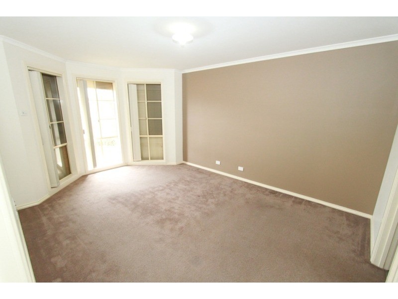 51 Rainlover Drive, Melton VIC 3337