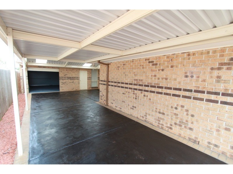 51 Rainlover Drive, Melton VIC 3337