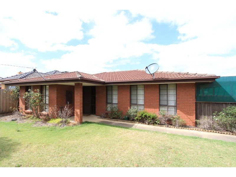 47 Henry Street, Melton VIC 3337