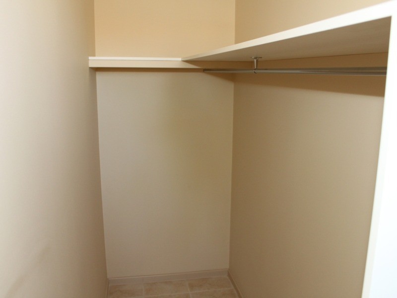 1/2 Fraser Street, Melton South VIC 3338