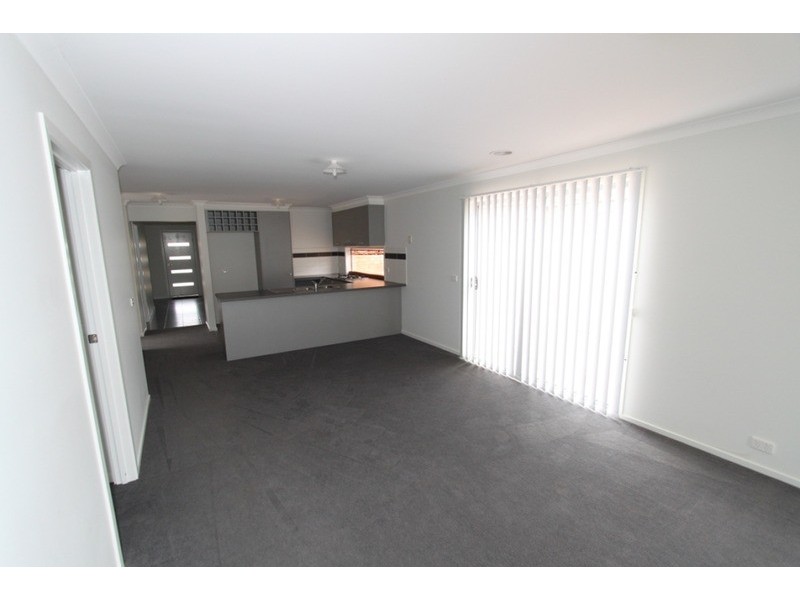 11 Riverina Boulevard, Brookfield VIC 3338