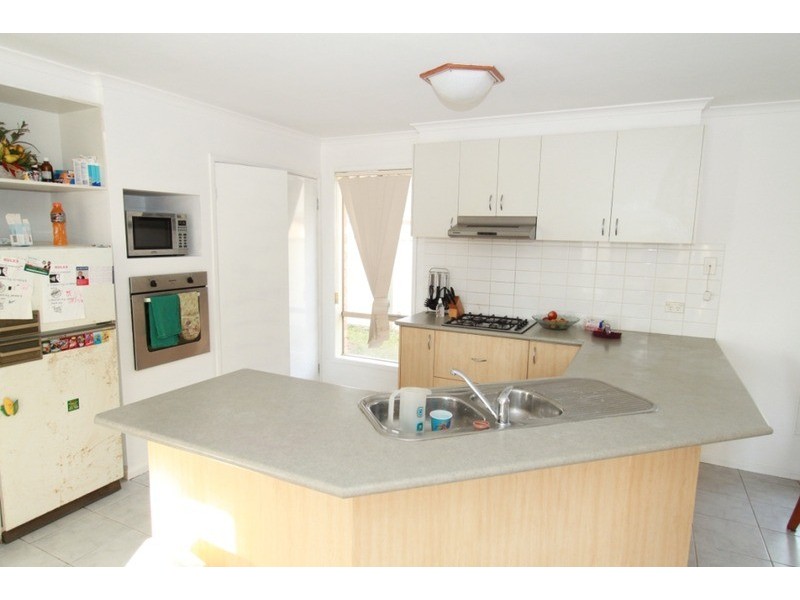 36 Scarborough Crescent, Melton West VIC 3337