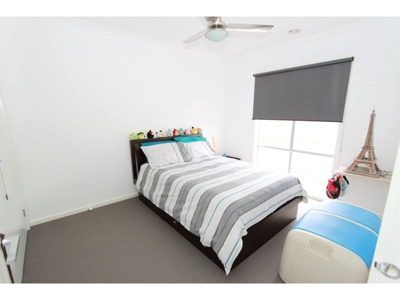 12 Marong  Avenue, Eynesbury VIC 3338