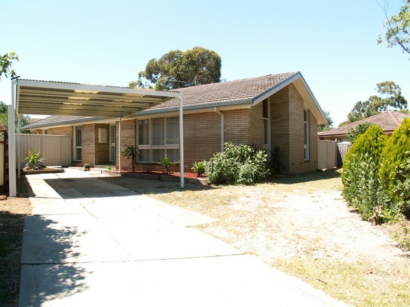 7 Lansell Place, Melton West VIC 3337