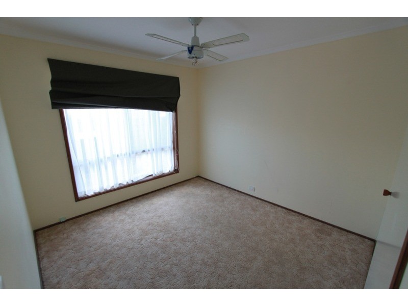 6A Lavarack Street, Melton South VIC 3338