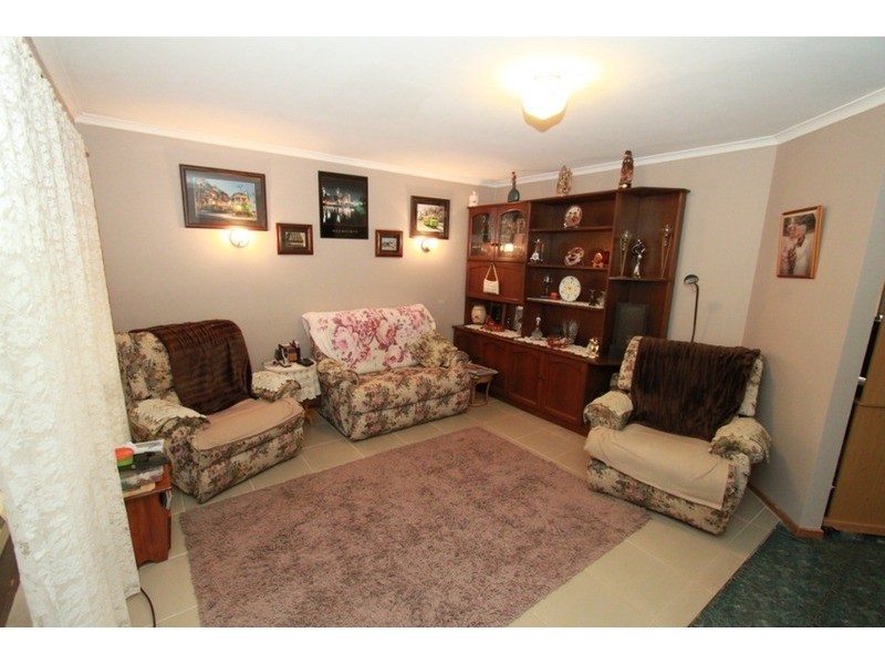 3 Wilong  Close, Kurunjang VIC 3337