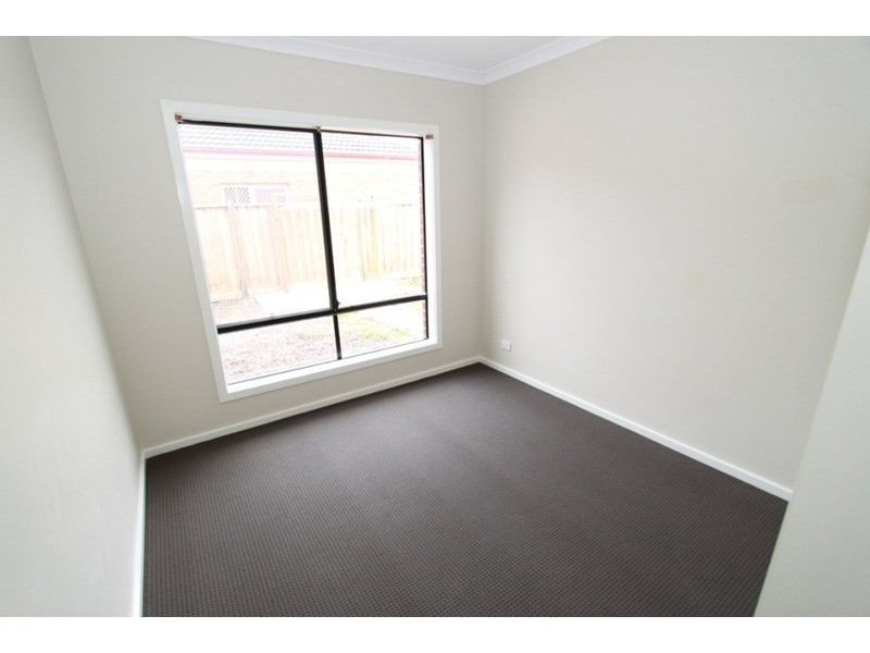 69 Gallery Avenue, Melton West VIC 3337