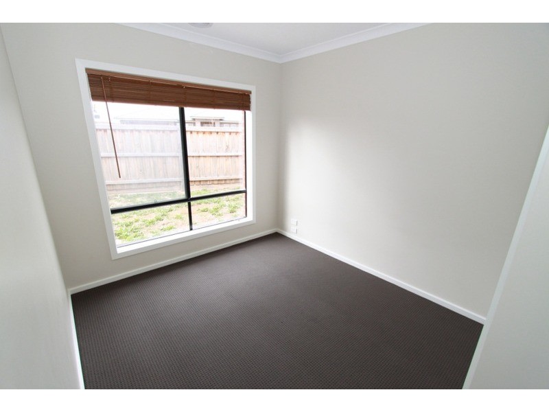 69 Gallery Avenue, Melton West VIC 3337