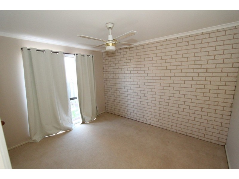 1/23 Hume Avenue, Melton South VIC 3338