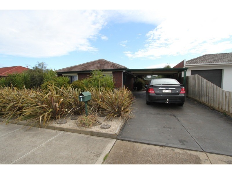 1 Gamalite Drive, Melton West VIC 3337