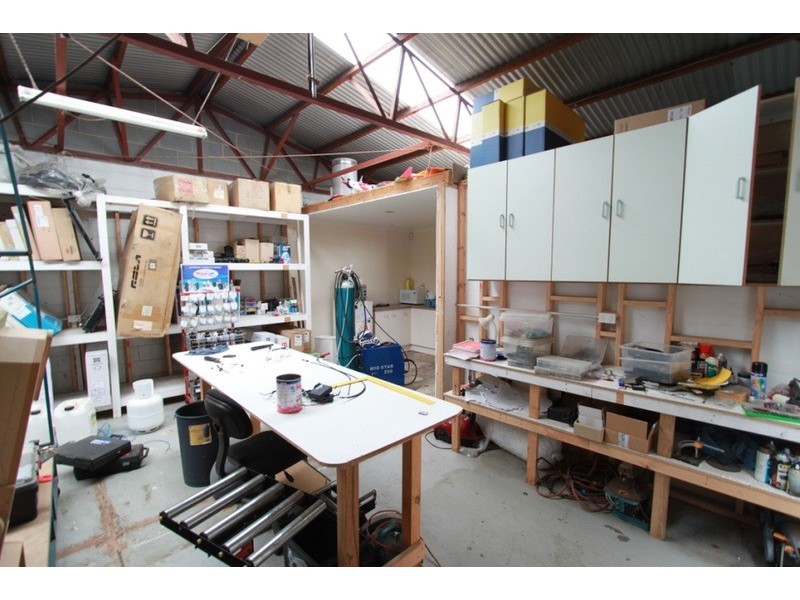 7/13 Melton Valley Drive, Melton VIC 3337