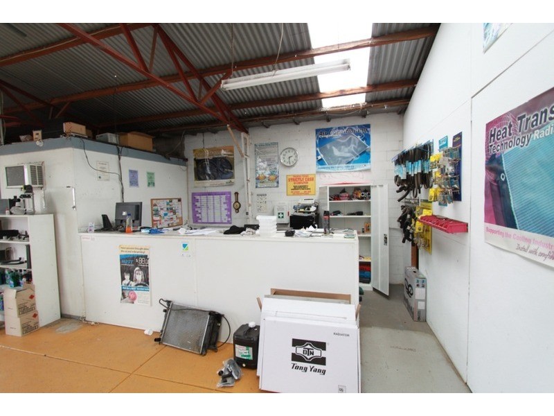 7/13 Melton Valley Drive, Melton VIC 3337