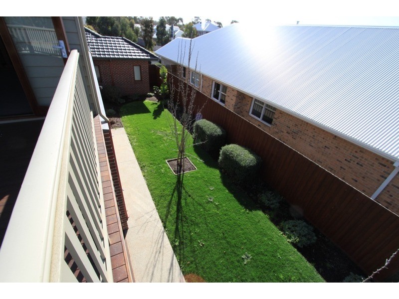 16 Walhalla  Drive, Eynesbury VIC 3338