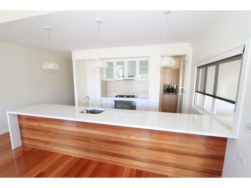18 Walhalla Drive, Eynesbury VIC 3338