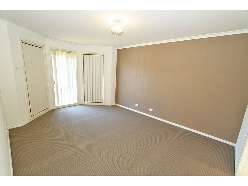 51 Rainlover  Drive, Melton VIC 3337