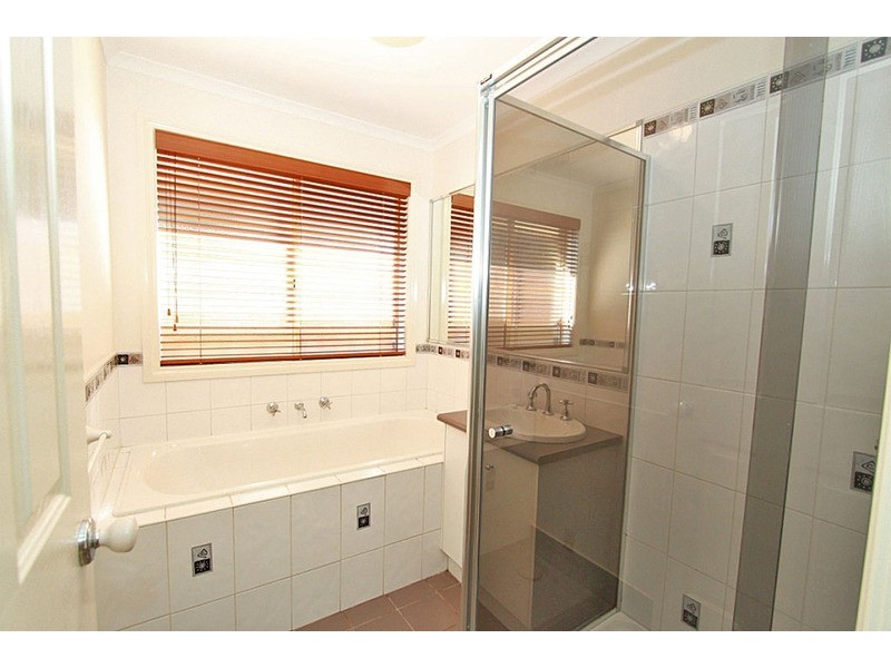 51 Rainlover  Drive, Melton VIC 3337