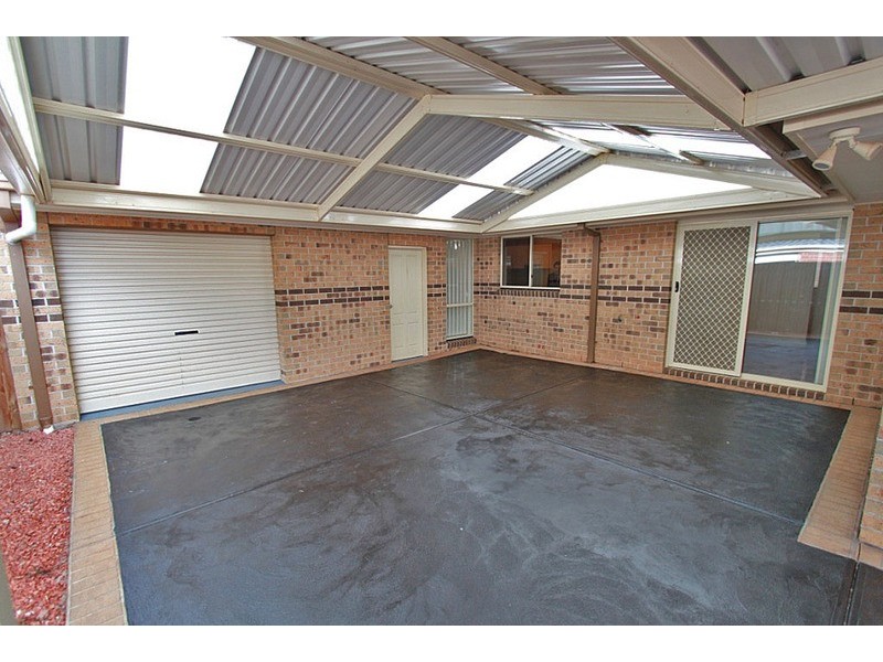 51 Rainlover  Drive, Melton VIC 3337