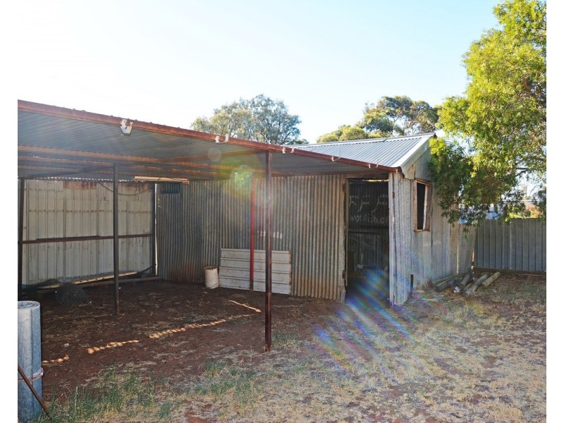 17 Lawler Street, Ouyen VIC 3490